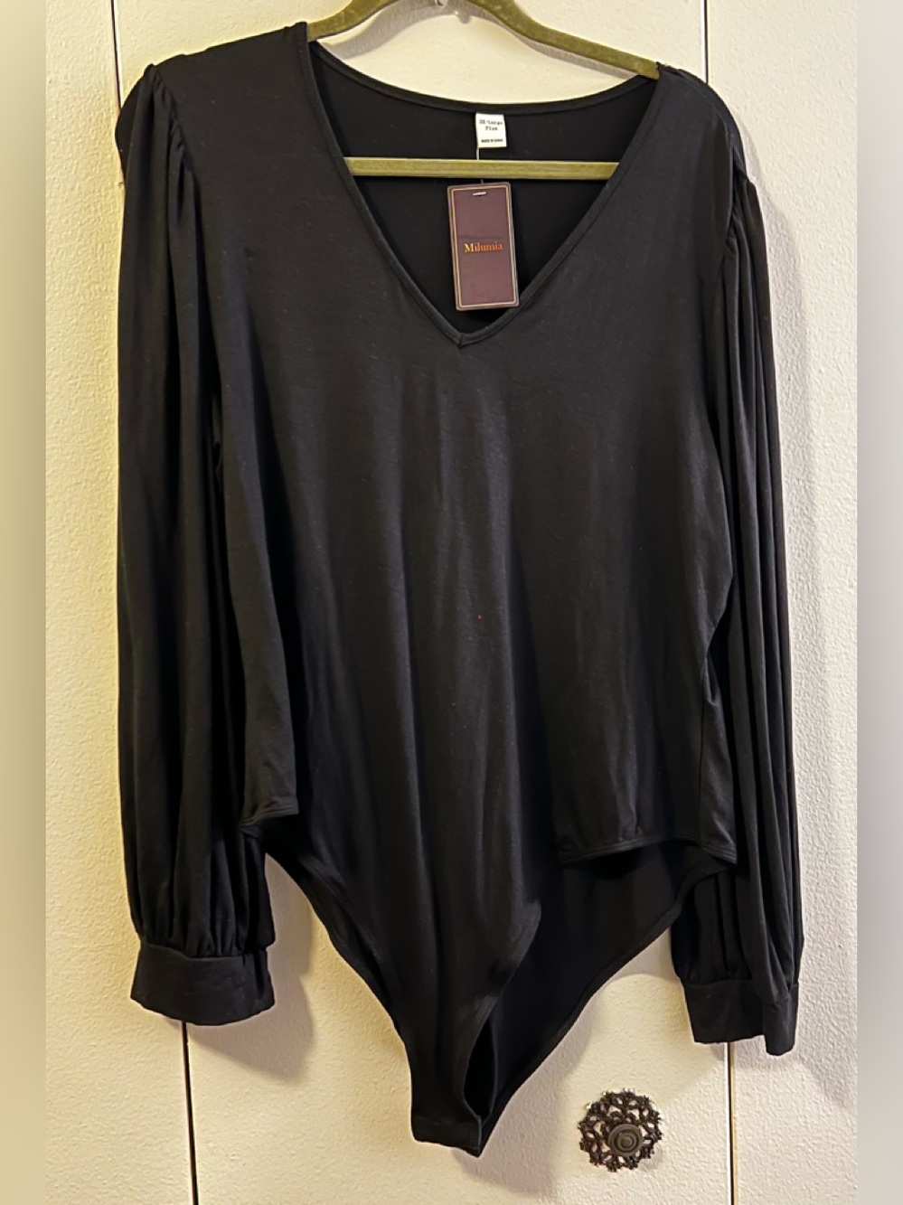 Milumia Black V-Neck Long Sleeve Bodysuit with Balloon Sleeves NWT